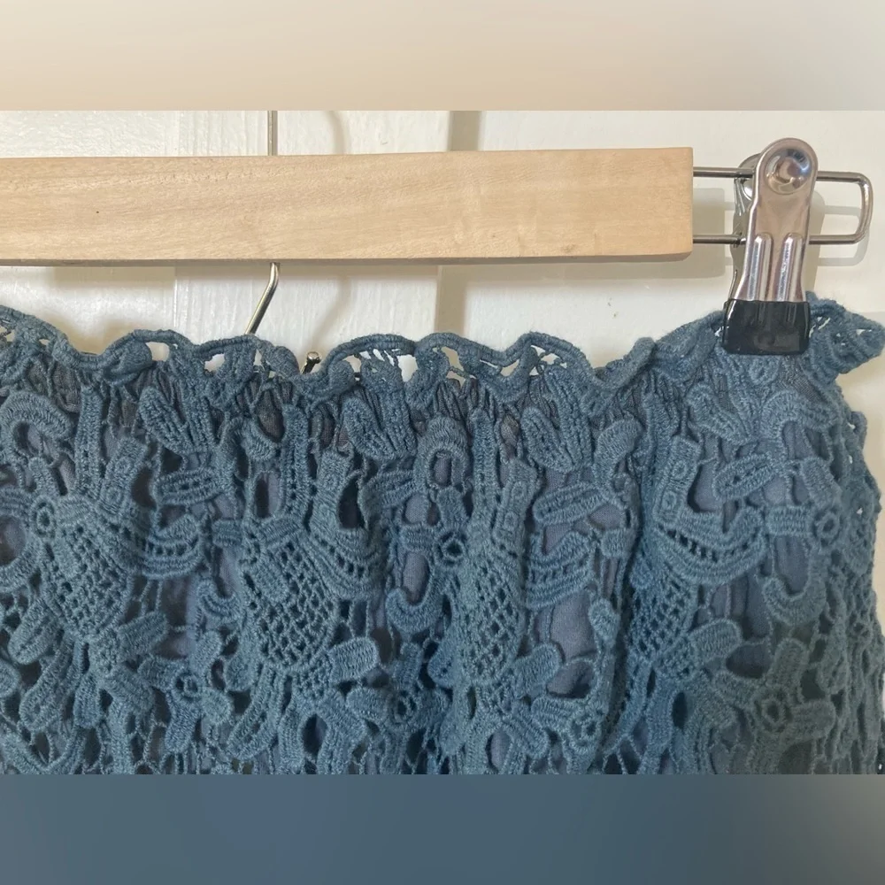 FREE people blue lace mini skirt lined elastic waist